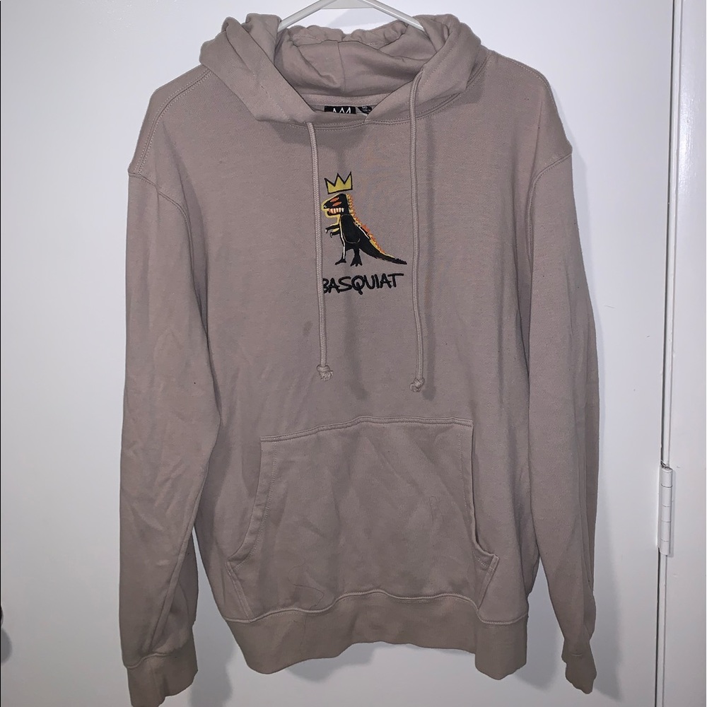 Used Basquiat beige sweater size M.